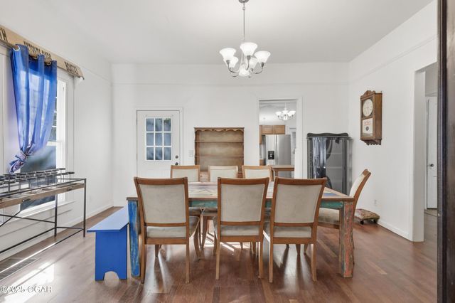 222 N Joplin Avenue, Joplin, MO 64801