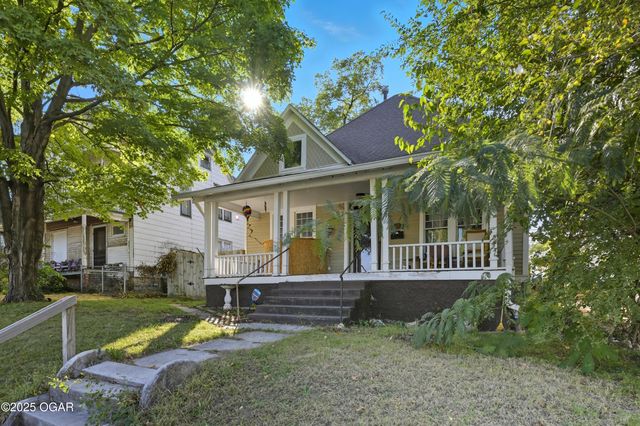 222 N Joplin Avenue, Joplin, MO 64801