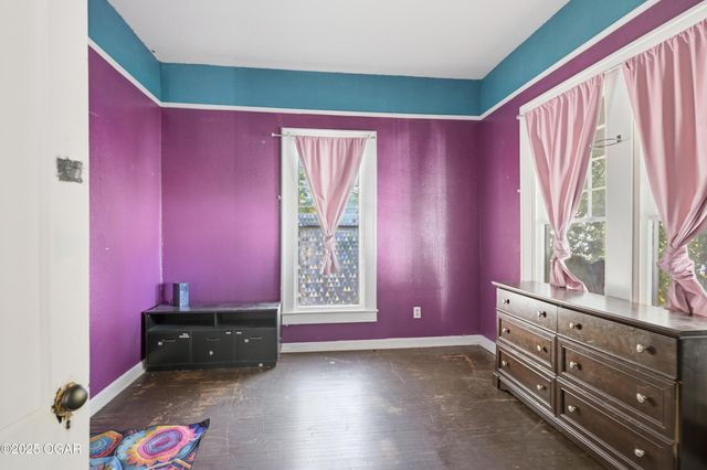 222 N Joplin Avenue, Joplin, MO 64801