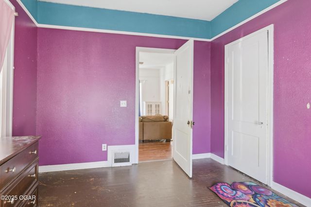 222 N Joplin Avenue, Joplin, MO 64801