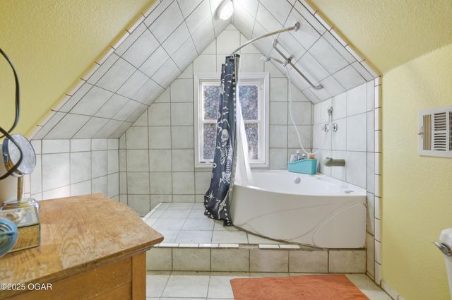 222 N Joplin Avenue, Joplin, MO 64801