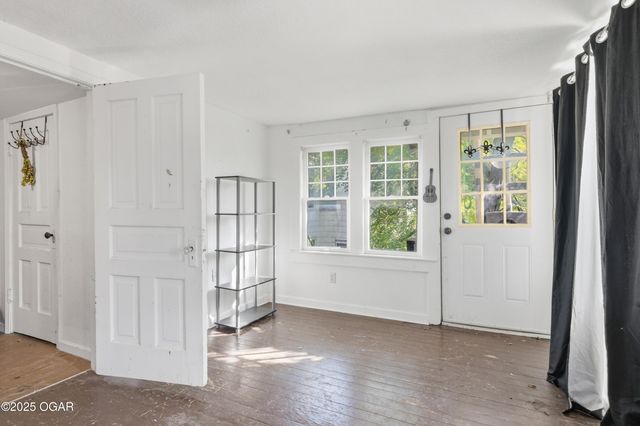 222 N Joplin Avenue, Joplin, MO 64801