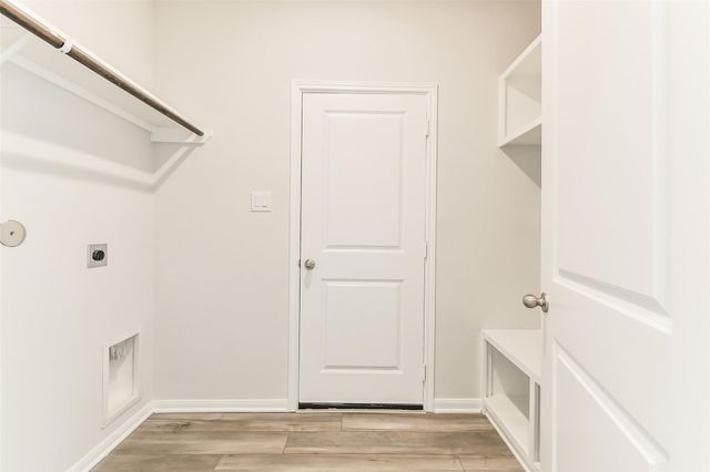 2113 Caney Creek Lane, Conroe, TX 77301