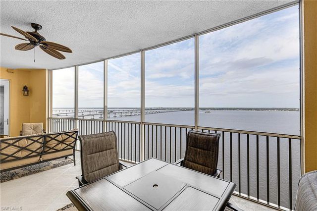 2743 1st ST # 1502, Fort Myers, FL 33916