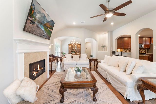 3307 Woodchuck Road, Montgomery, TX 77356
