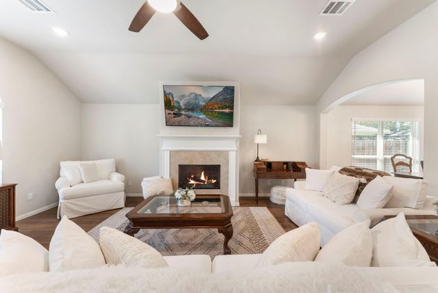 3307 Woodchuck Road, Montgomery, TX 77356