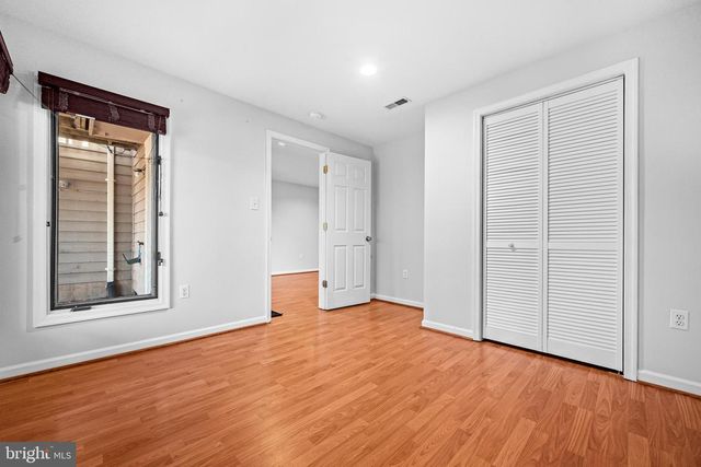 1044 TREVINO LN, Herndon, VA 20170