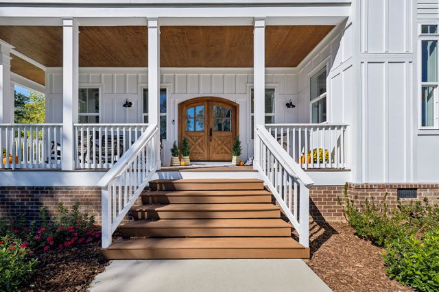 4325 Cave Springs Rd, Columbia, TN 38401