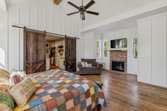 4325 Cave Springs Rd, Columbia, TN 38401