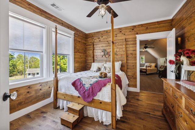 4325 Cave Springs Rd, Columbia, TN 38401