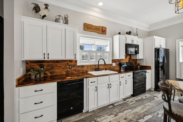 4325 Cave Springs Rd, Columbia, TN 38401