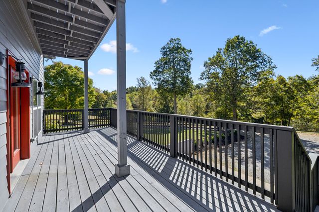 4325 Cave Springs Rd, Columbia, TN 38401