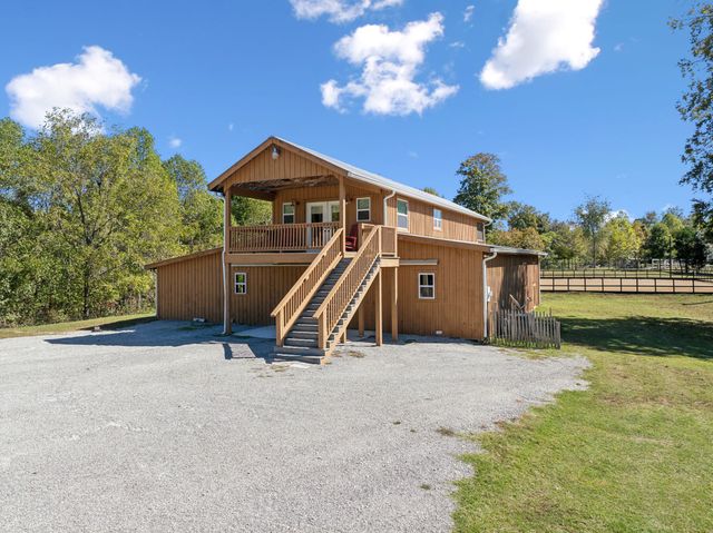 4325 Cave Springs Rd, Columbia, TN 38401