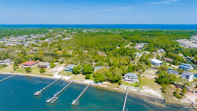 4503 Brickyard Bayou Rd, Gulf Breeze, FL 32563