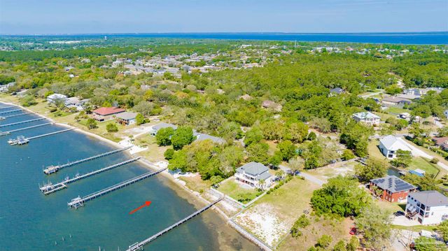 4503 Brickyard Bayou Rd, Gulf Breeze, FL 32563