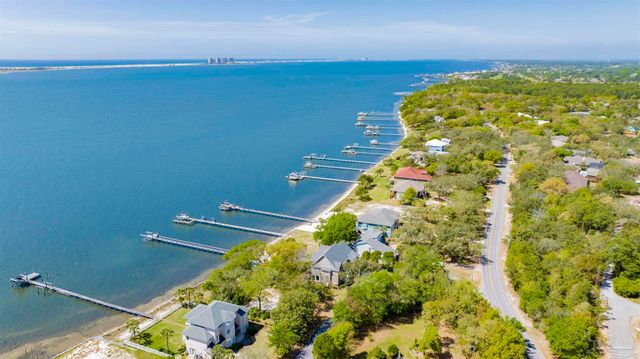4503 Brickyard Bayou Rd, Gulf Breeze, FL 32563