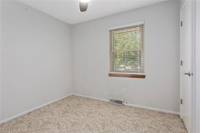508 SW KILLARNEY Lane, Blue Springs, MO 64014