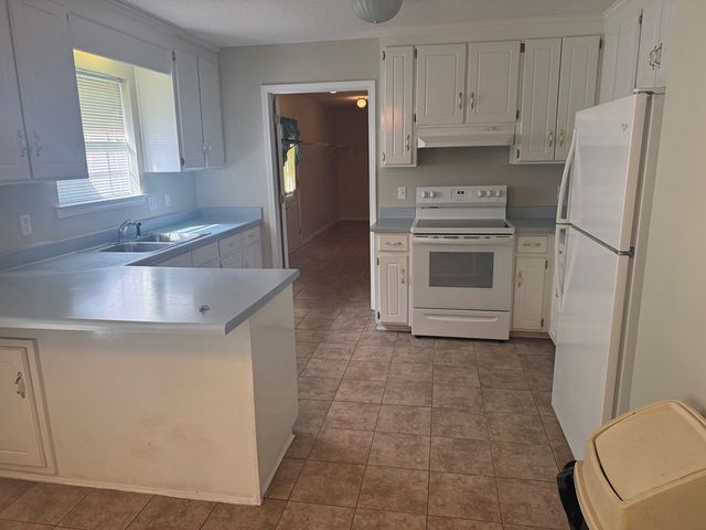 105 Darlington Circle, Dothan, AL 36301