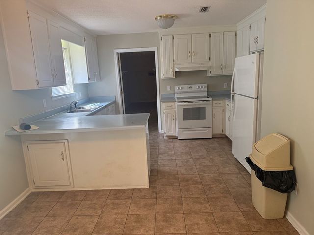 105 Darlington Circle, Dothan, AL 36301