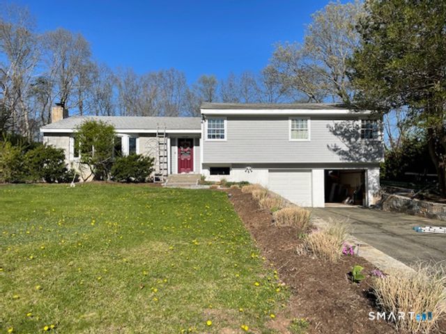 51 West Lake Avenue, Guilford, CT 06437