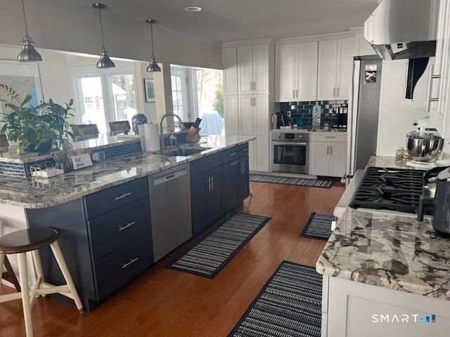 51 West Lake Avenue, Guilford, CT 06437