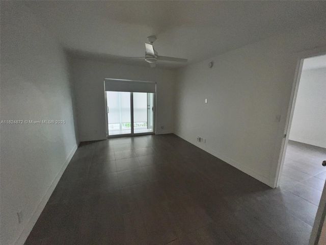 240 Galen Dr 304, Key Biscayne, FL 33149