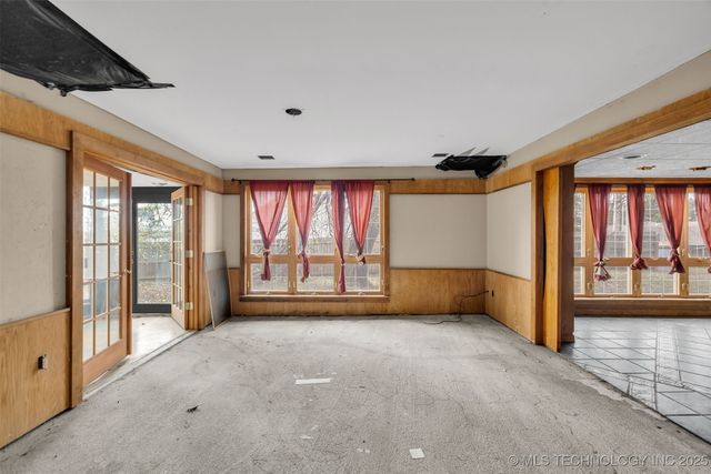 930 S Sinnett Road, Cleveland, OK 74020