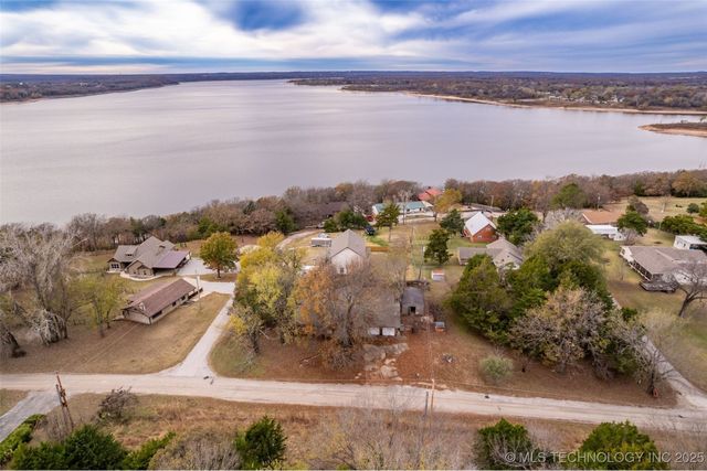 930 S Sinnett Road, Cleveland, OK 74020