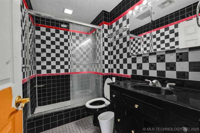 930 S Sinnett Road, Cleveland, OK 74020