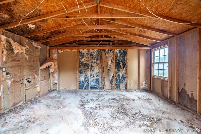 930 S Sinnett Road, Cleveland, OK 74020