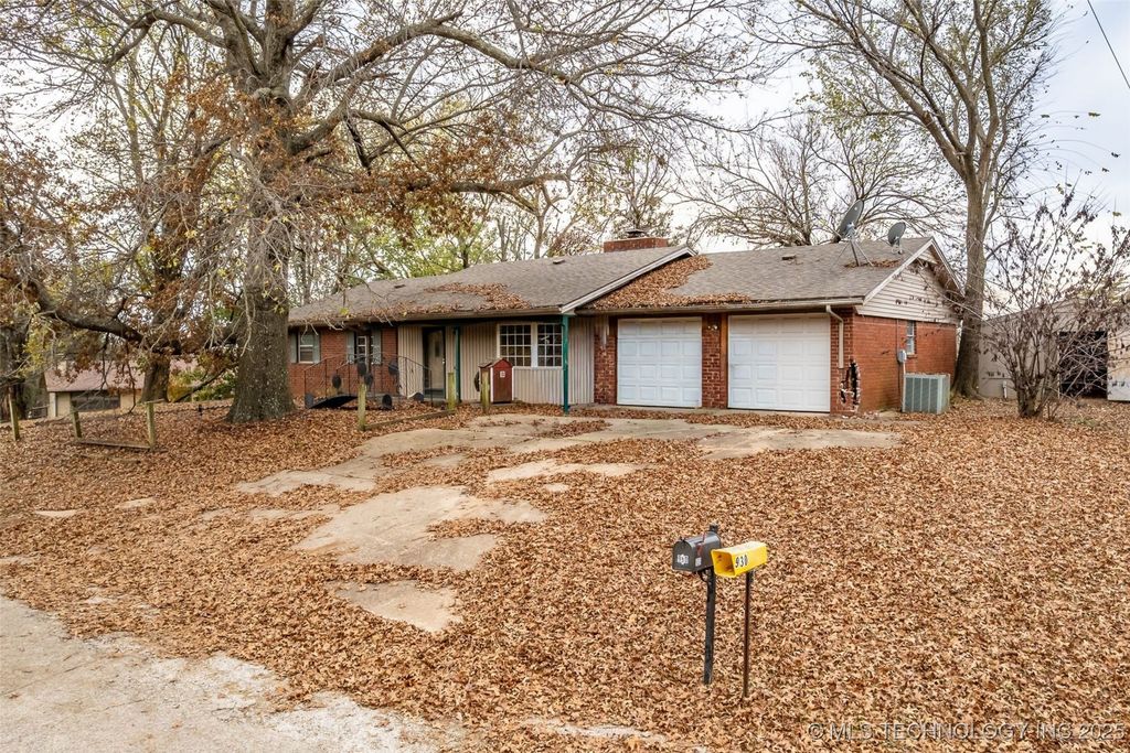 930 S Sinnett Road, Cleveland, OK 74020