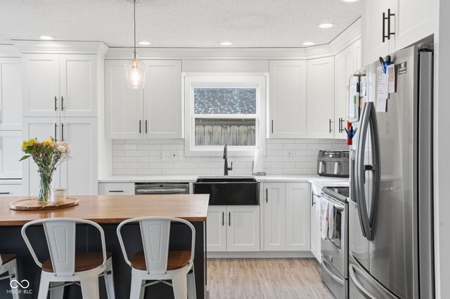 5239 Bombay Drive, Indianapolis, IN 46239