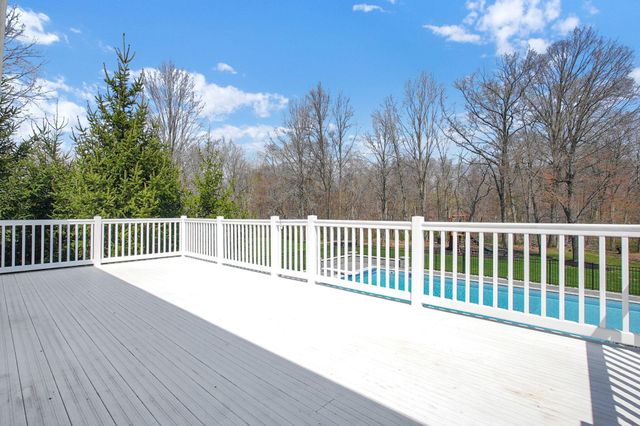 2478 Deseret Drive, Powell, OH 43065