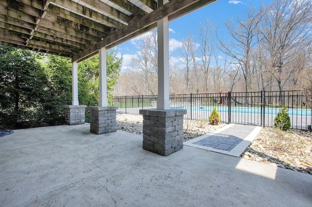 2478 Deseret Drive, Powell, OH 43065