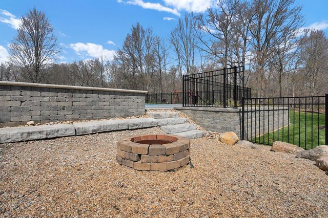 2478 Deseret Drive, Powell, OH 43065
