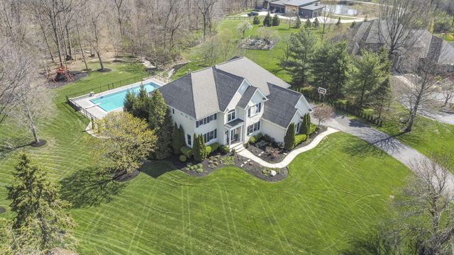 2478 Deseret Drive, Powell, OH 43065