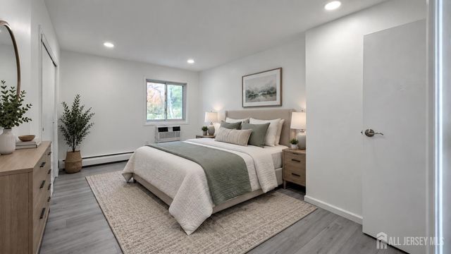 2 Lake Avenue 7A, East Brunswick, NJ 08816