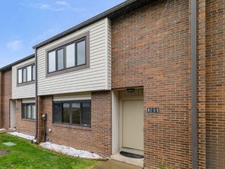 105 Springwater Ct, Moon/crescent Twp, PA 15108