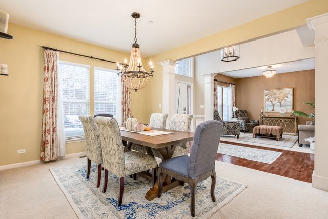 908 Blue Ridge Drive, Streamwood, IL 60107