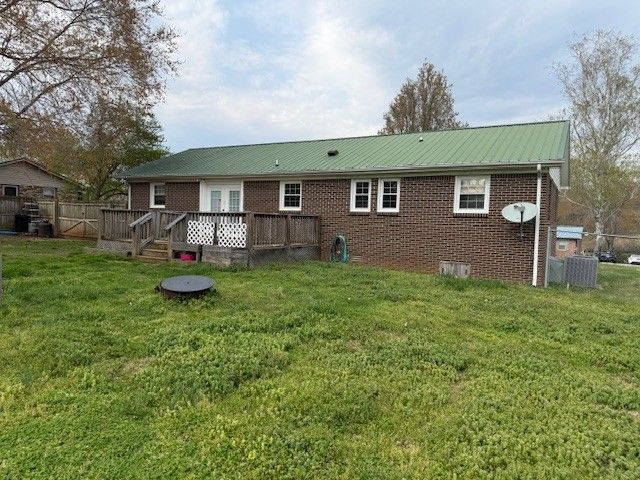 83 Oneal Dr, Rock Island, TN 38581