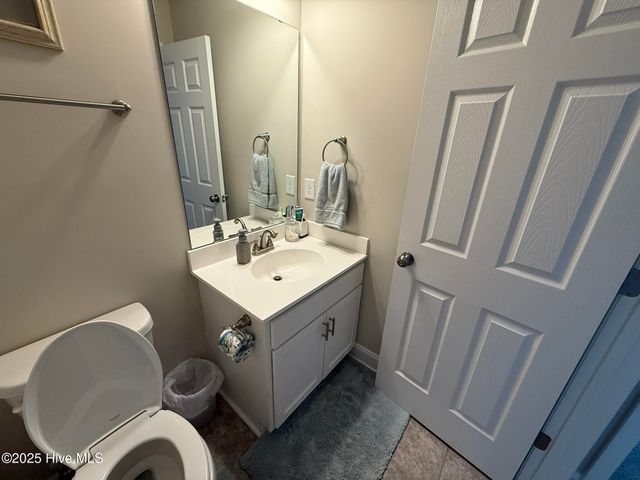 107 Shagbark Court, Jacksonville, NC 28546