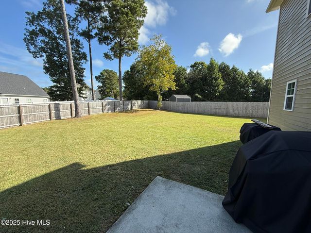 107 Shagbark Court, Jacksonville, NC 28546