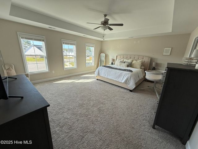 107 Shagbark Court, Jacksonville, NC 28546