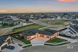 9891 W Napier Ct, Star, ID 83669