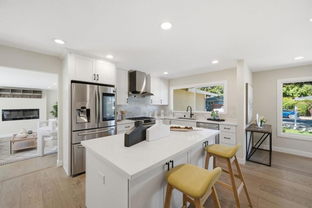 Image 13 of property listing at 2179 Fordham Drive, Santa Clara, CA 95051