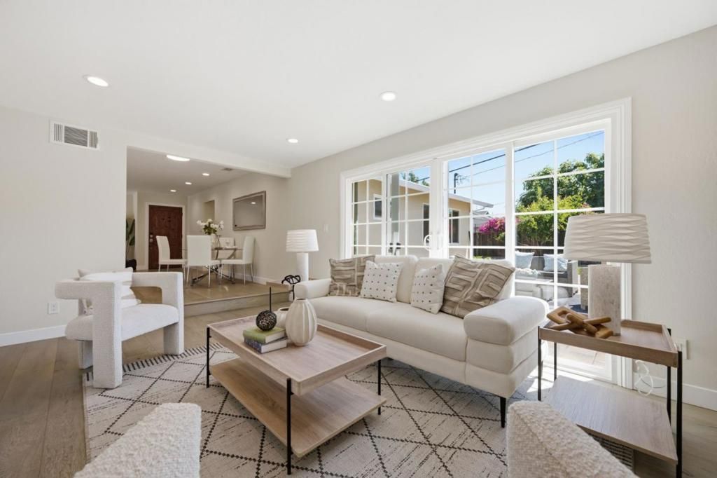 Image 17 of property listing at 2179 Fordham Drive, Santa Clara, CA 95051