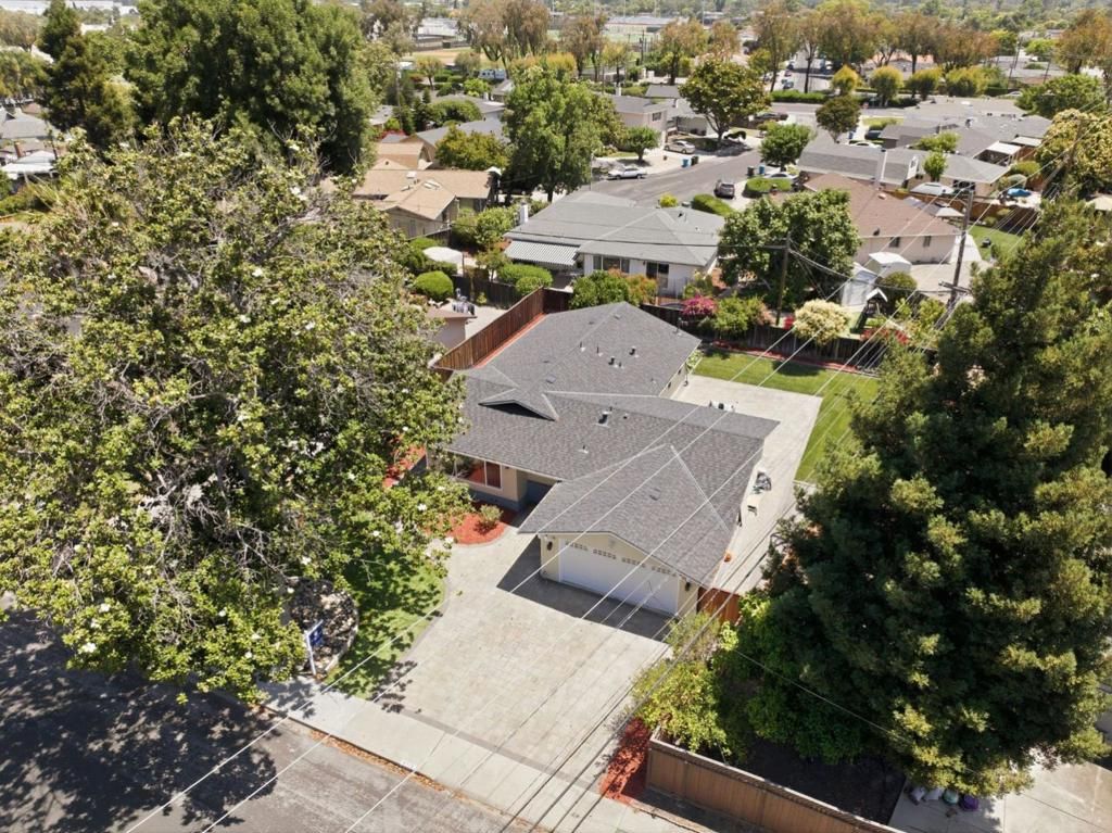 Image 34 of property listing at 2179 Fordham Drive, Santa Clara, CA 95051