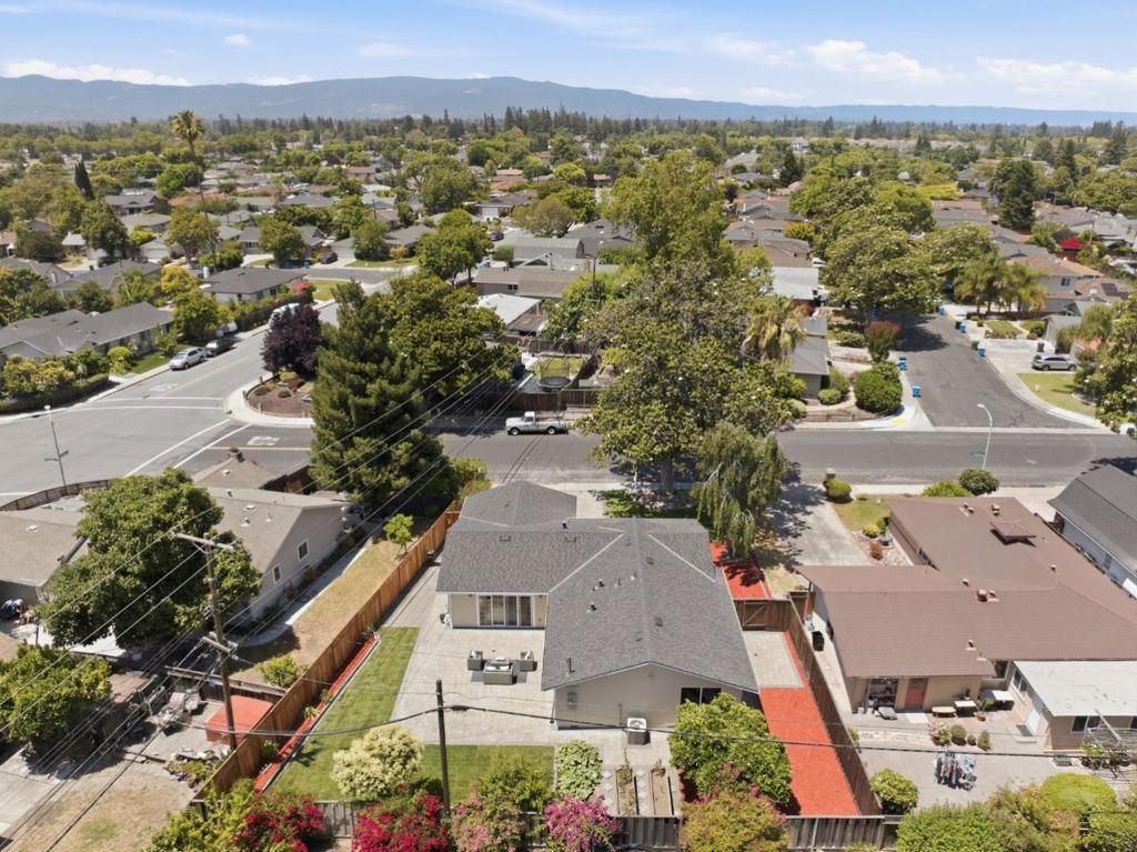 Image 36 of property listing at 2179 Fordham Drive, Santa Clara, CA 95051