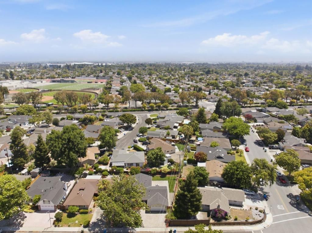 Image 38 of property listing at 2179 Fordham Drive, Santa Clara, CA 95051