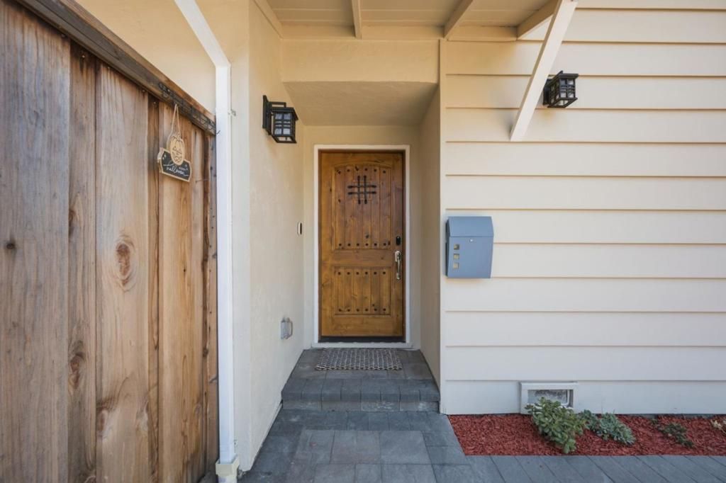 Image 8 of property listing at 2179 Fordham Drive, Santa Clara, CA 95051